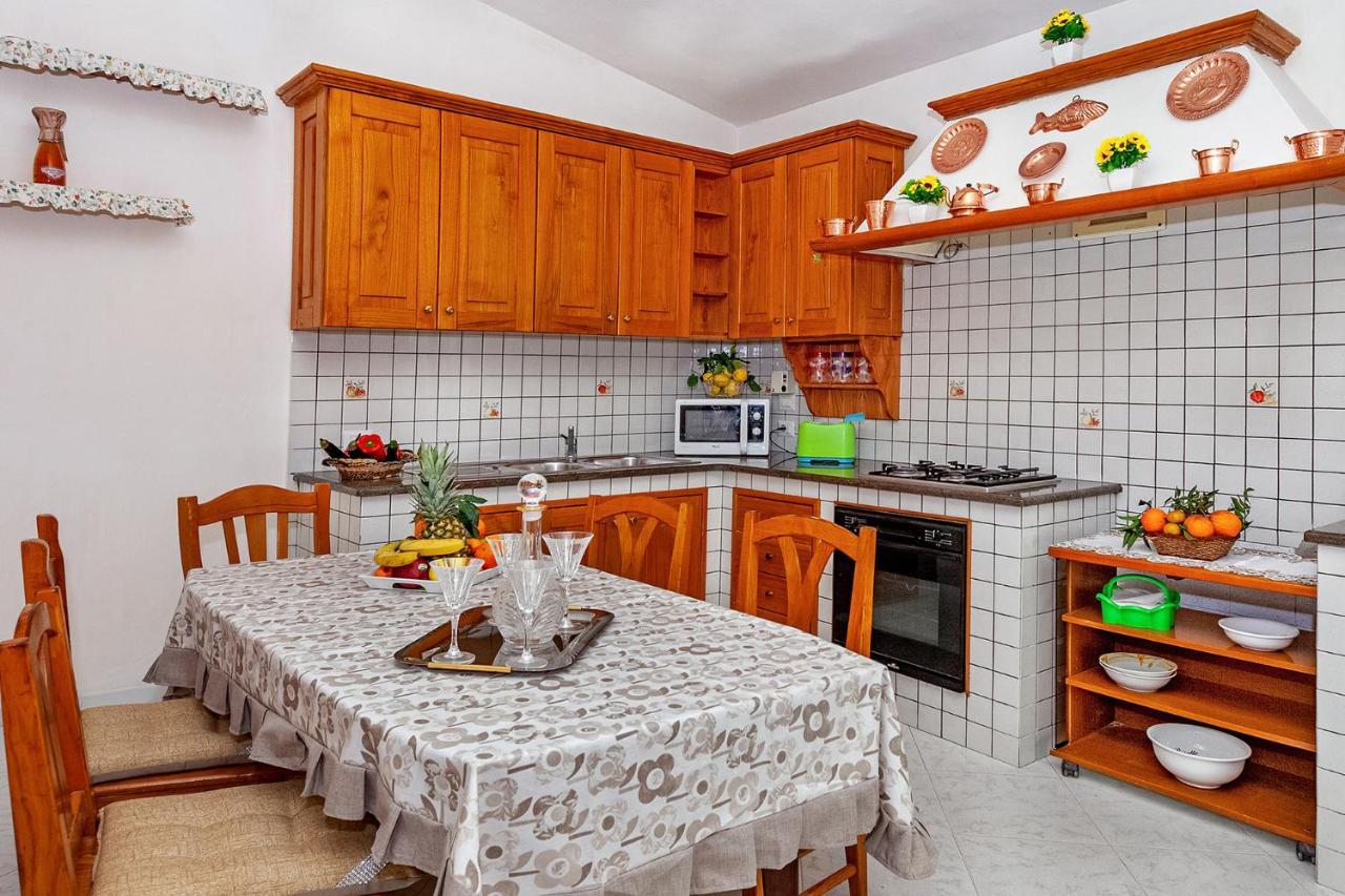 Il Tiglio Holiday Home - De Vivo Realty Massa Lubrense Extérieur photo